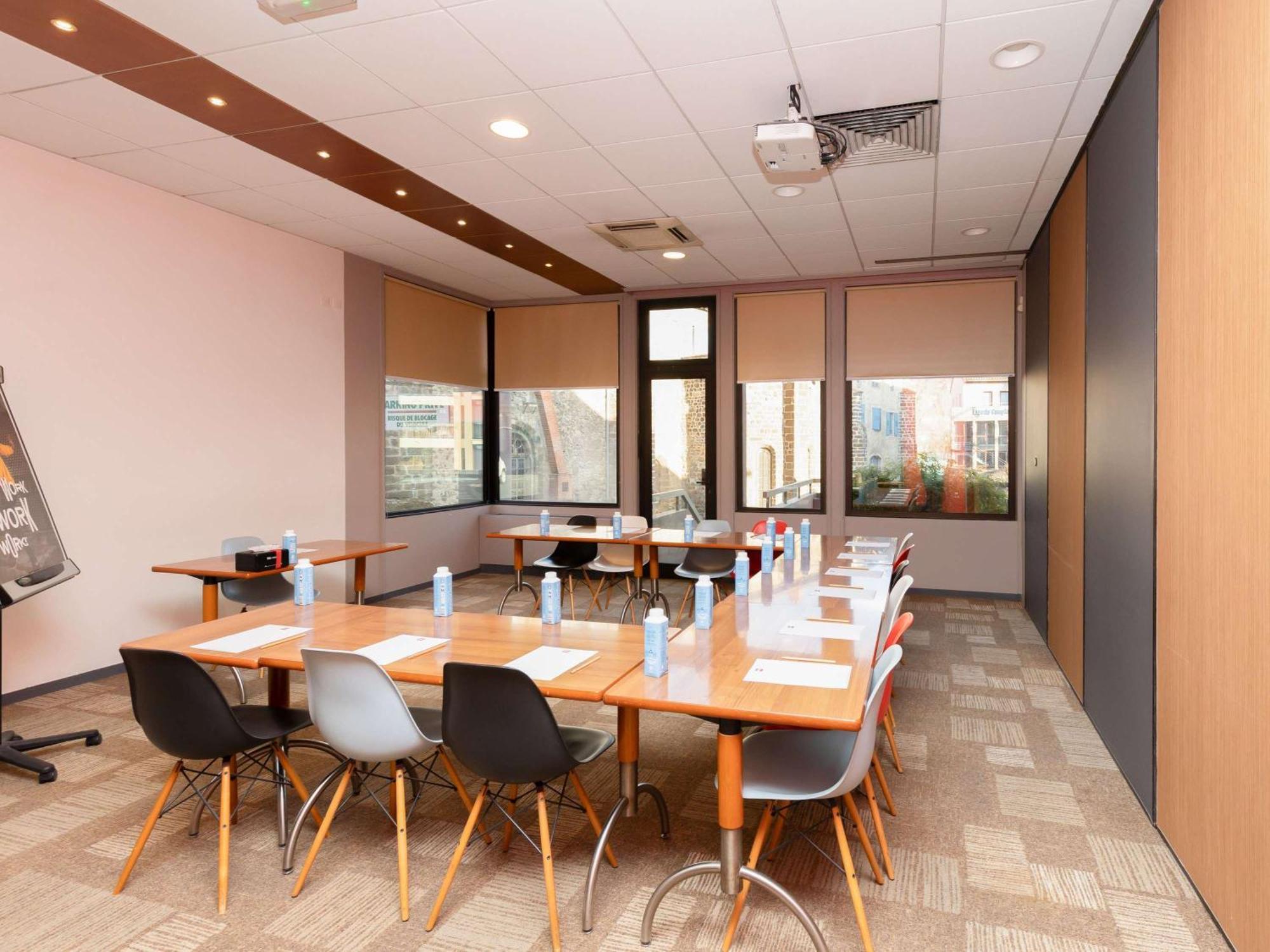 Ibis Le Puy-En-Velay Centre Hotel Luaran gambar