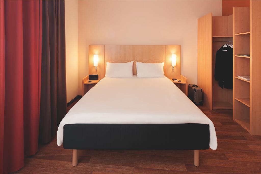 Ibis Le Puy-En-Velay Centre Hotel Luaran gambar